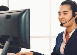 Support specialist monitoring secure video content delivery on a computer