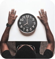 Clock representing round-the-clock fitness app support